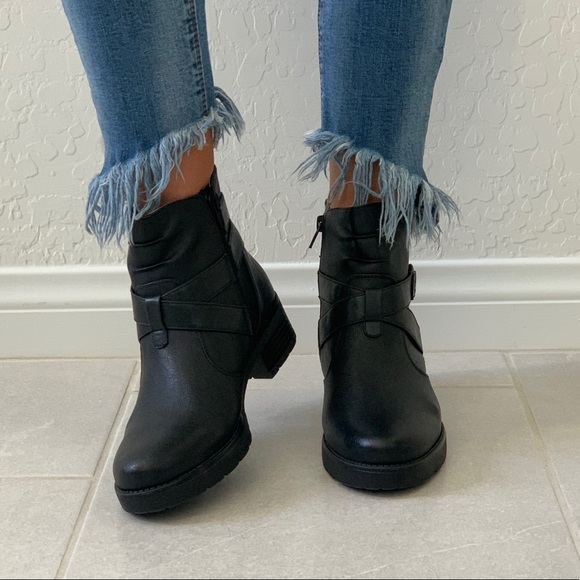 Black Chic Lug Sole Harness Detail Tall Ankle Boot - Picture 2 of 8